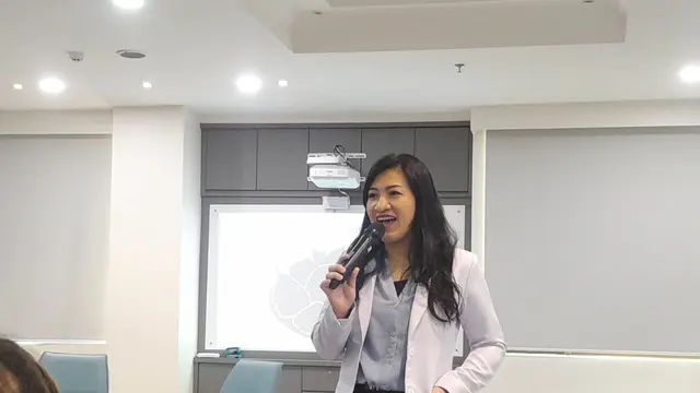Dokter Nancy bicara tentang penanganan kolesterol tinggi dalam program Love The Beat kerja sama Kalbe Farma dan RS Mitra Keluarga Kemayoran.