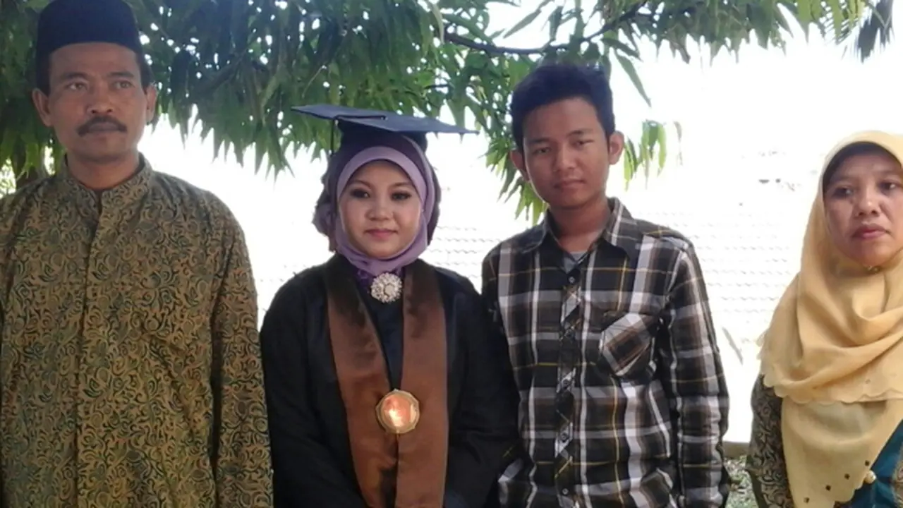 Choiriyah, Anak penangkap Belut yang Berprestasi