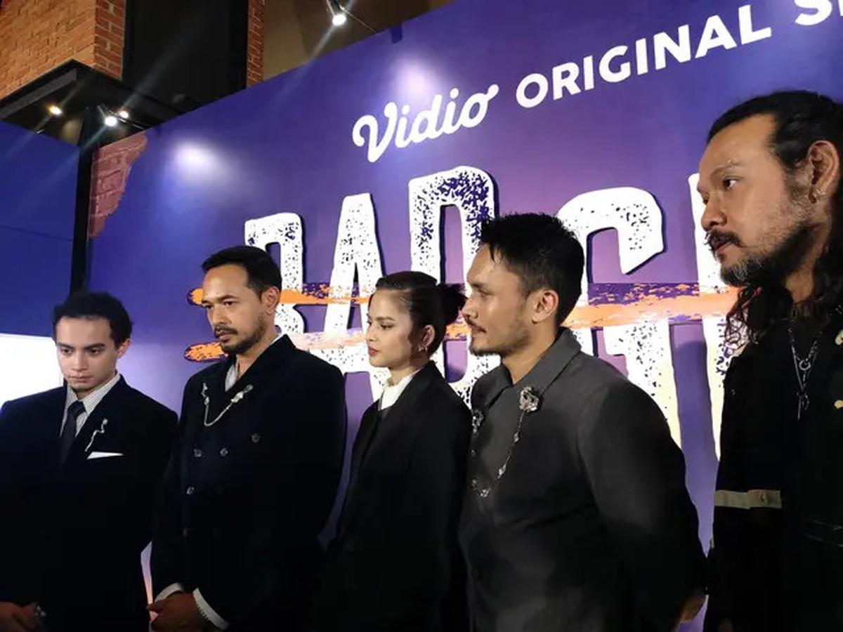 Randy Pangalila Jadi Haidar Si Penipu Ulung di Bad Guys, Ungkap Tantangan Besar