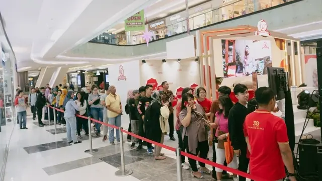 Bakso Sumber Selera Pecahkan Rekor MURI Pembagian Bakso Terbanyak dalam Mall