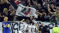 Puncak keriangan para pemain Juventus sangat terlihat dalam perayaan gol Vidal (OLIVIER MORIN / AFP )