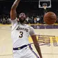 Forward Los Angeles Lakers Anthony Davis bersinar di awal NBA musim ini. (AP Photo/Kelvin Kuo)