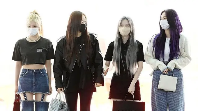 Aespa Pamer Gaya Rambut Baru saat Berangkat Menuju Los Angeles untuk Coachella 2022