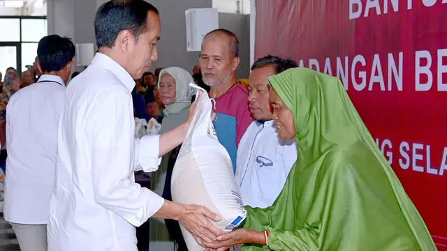 Presiden Tegaskan Bantuan Pangan BULOG Sebagai Solusi Hadapi Kenaikan Harga