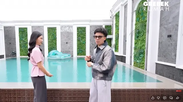 Potret Kolam Renang Rooftop di Rumah Baru Sarwendah