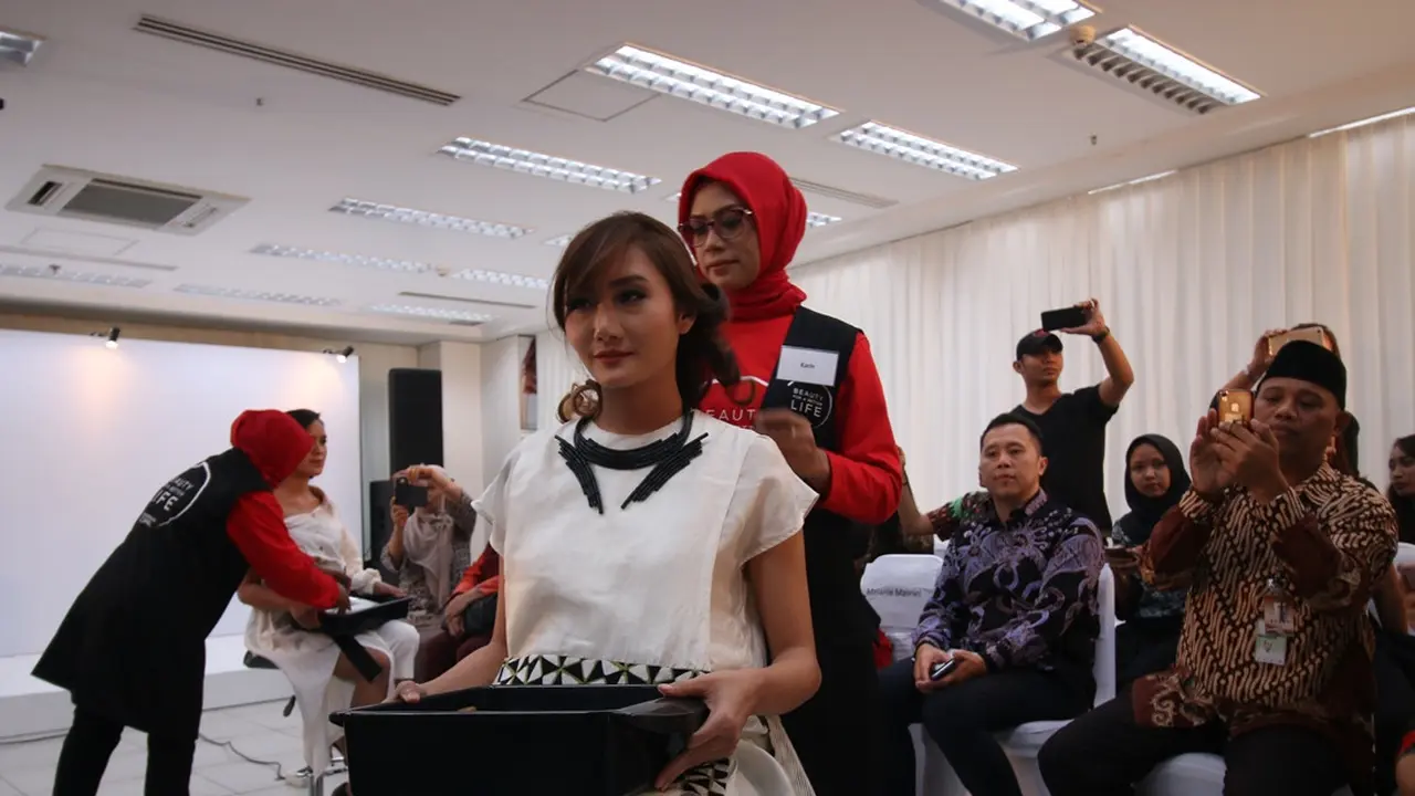 L'Oreal Beauty For a Better Life Angkat Kreasi Rambut Rumahan