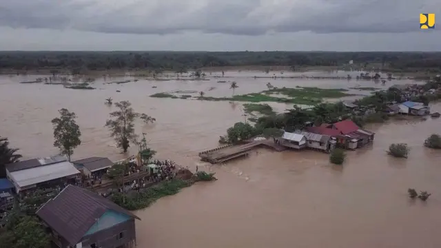 Kementerian PUPR mengirimkan Jembatan Bailey untuk memulihkan lalu lintas Jalan Nasional ruas Banjarmasin-Tanjung-Batas Kaltim yang terputus akibat Jembatan Salim/Astambul, yang terletak di KM 55+500 Kota Martapura roboh tergerus banjir.
