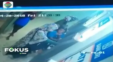 Aksi pencurian uang di sebuah ATM yang dilakukan oleh dua bocah yang masih di bawah umur di Makassar, penangannnya kini dilimpahkan ke Dinas Sosial, guna menjaga psikologi anak tersebut.