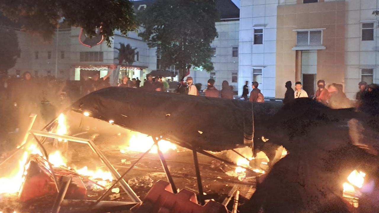 Daftar Kerusakan & Gedung yang Dibakar Imbas Demo Ricuh, Mendagri Ungkap Kerugian Negara Puluhan Miliar Rupiah
