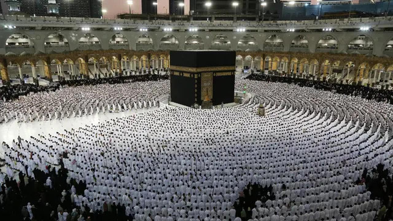 Sebanyak 50 Orang dari Jakarta hingga Lombok Berangkat Umrah Gratis, Kok Bisa?