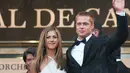 Melansir dailymail.com, dikabarkan Pitt telah mengirimkan pesan untuk mantan istrinya itu setelah ia berpisah dari Jolie. Pesan tersebut berisikan ucapan selamat ulang tahun untuk Jennifer yang ke-48. (AFP/Bintang.com)