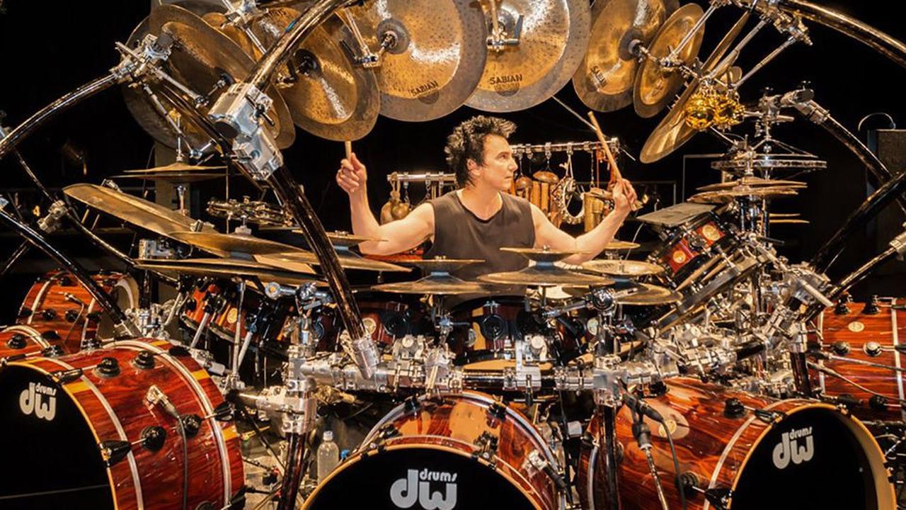 Sekilas Tentang Terry Bozzio