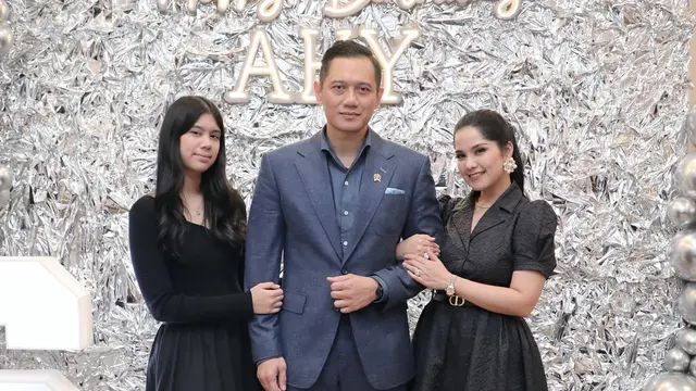7 Momen Spesial Kejutan Ulang Tahun Agus Harimurti Yudhoyono ke-46, Penuh Kehangatan