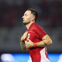 Pemain Timnas Indonesia, Marc Klok merayakan golnya ke gawang Chinese Taipei dalam laga FIFA Matchday di Stadion Gelora Bung Tomo (GBT), Surabaya, Jumat (05/09/2025). (Bola.com/Abdul Aziz)