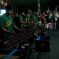 Meski telah tiada, namun semangat Daeng Soetigna dalam memainkan angklung masih terpancar dalam generasi masa kini.