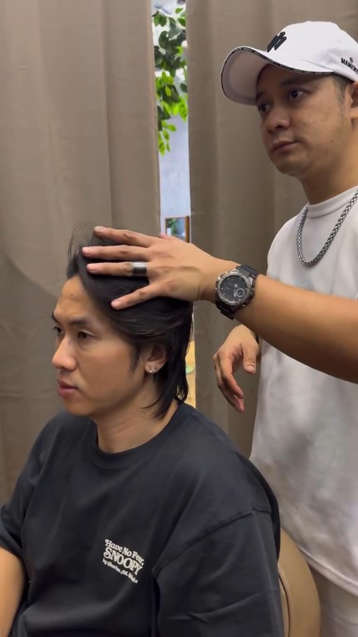 Wajah Baru, Ini 7 Potret Rafael Tan Potong Rambut - Disebut Mirip Park Seo Joon