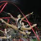 Tim senam Ritmik asal Israel sedang beraksi menggunakan alat ribbons  pada final Olimpiade Rio 2016  di Olympic Arena, Rio de Janeiro, Brasil.  (AP/Rebecca Blackwell)