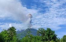 Gunung Ile Lewotolok Kembali Erupsi, Tinggi Kolom Abu Capai 900 Meter