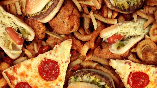 Makanan mengandung lemak jahat