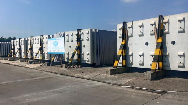 PT Wijaya Karya Beton Tbk (WIKA Beton) telah merampungkan proyek pembuatan bantalan rel (slab track) kereta cepat Jakarta-Bandung.