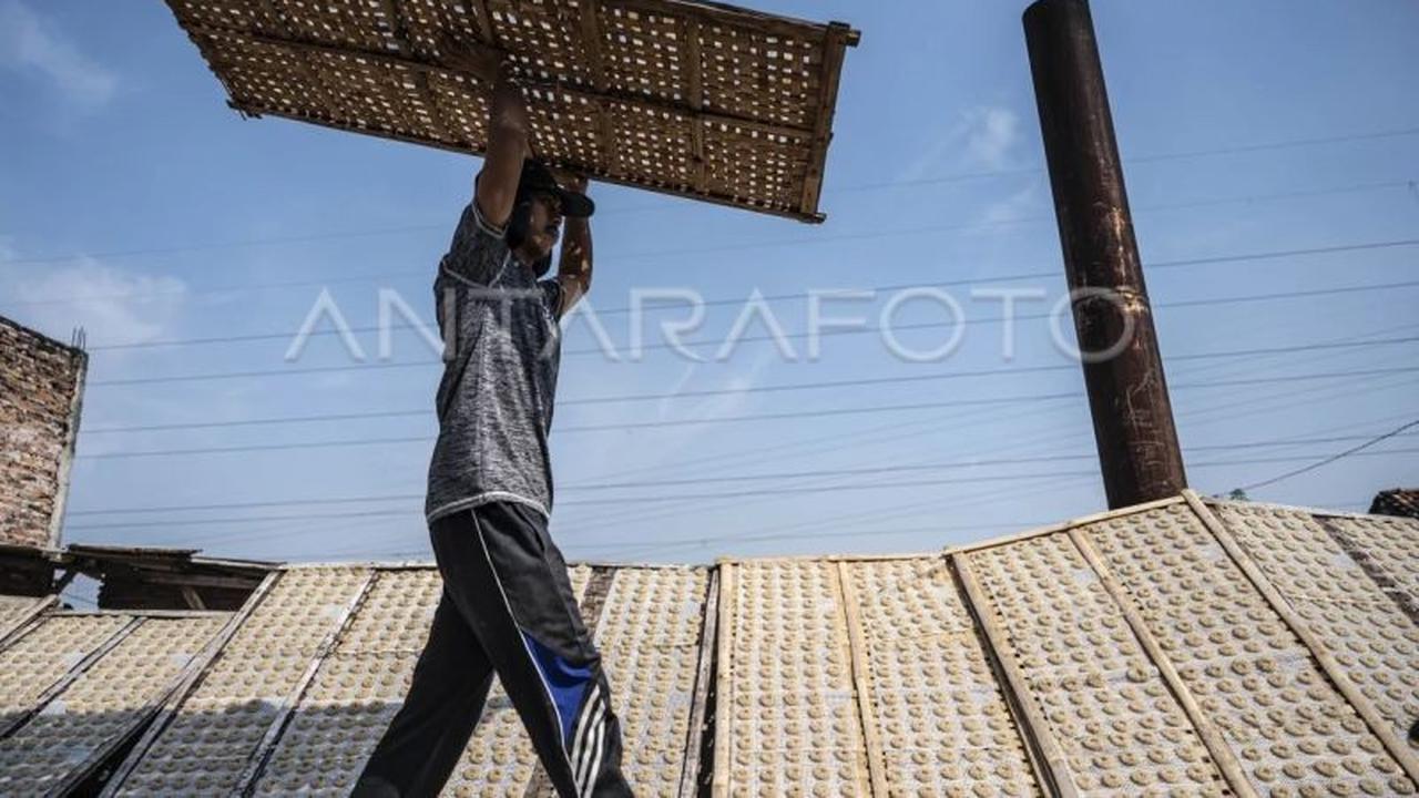 Bank NTB Syariah Kembali Salurkan KUR, Perluas Akses Pembiayaan UMKM