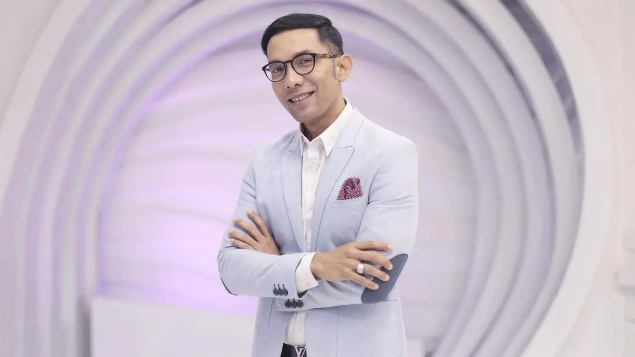Indra Herlambang. (Foto: Instagram @indraherlambang)