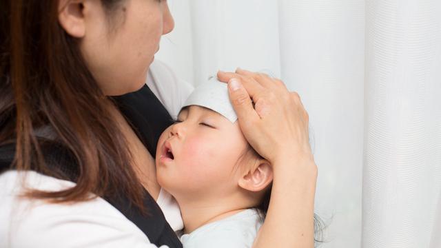 Mengenal Gejala Anak yang Mengalami Alergi Susu Formula - Parenting