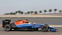Pembalap Manor Racing asal Indonesia, Rio Haryanto, beraksi di GP Bahrain (Manor Racing)