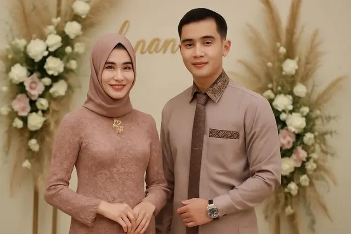 5 Model Outfit Couple untuk Acara Lamaran 2025, Tampil Menawan