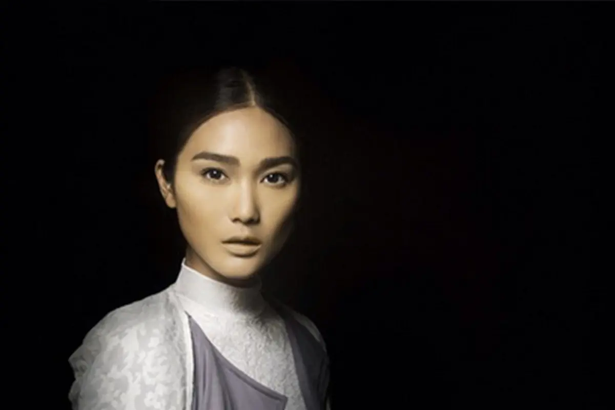[Bintang] Dominique Diyose