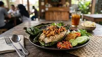Resep Nasi Uduk Bakar Ayam Suwir yang Wangi dan Gurih