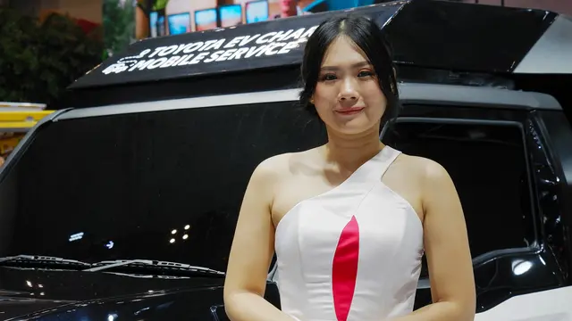 Kumpulan Potret SPG Cantik yang Mewarnai GIIAS 2023 (Amal/Liputan6.com)