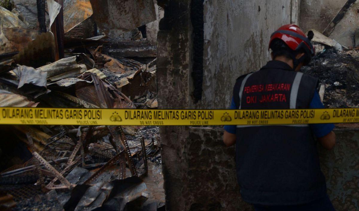 Diperkirakan, keduanya sudah meninggal sebulan lalu. Karena saat ditemukan sudah tersisa tengkorak saja. Tim forensik sedang mendalami kasusnya.<br>