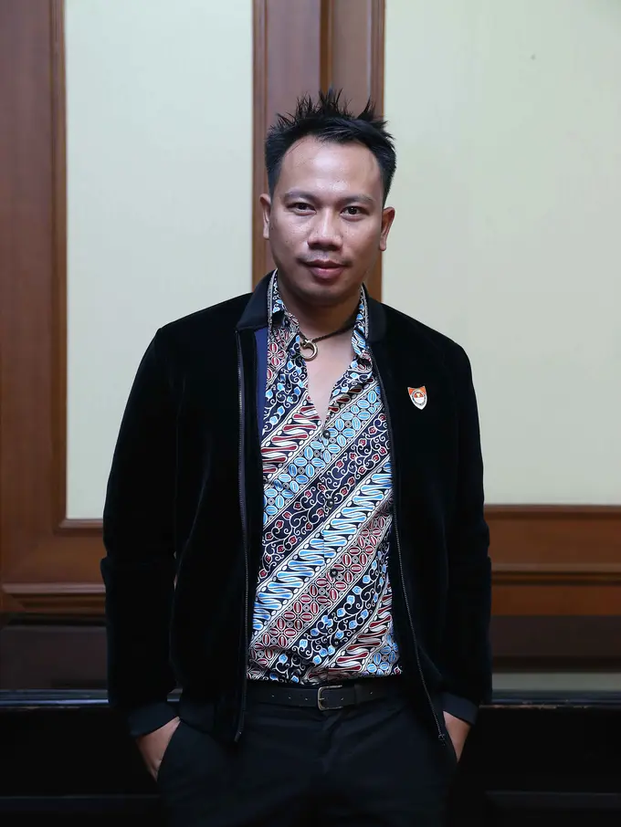 [Bintang] Vicky Prasetyo
