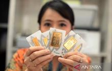 Harga Emas Antam Kembali Naik Rp3.000, Sentuh Rp2,299 Juta per Gram