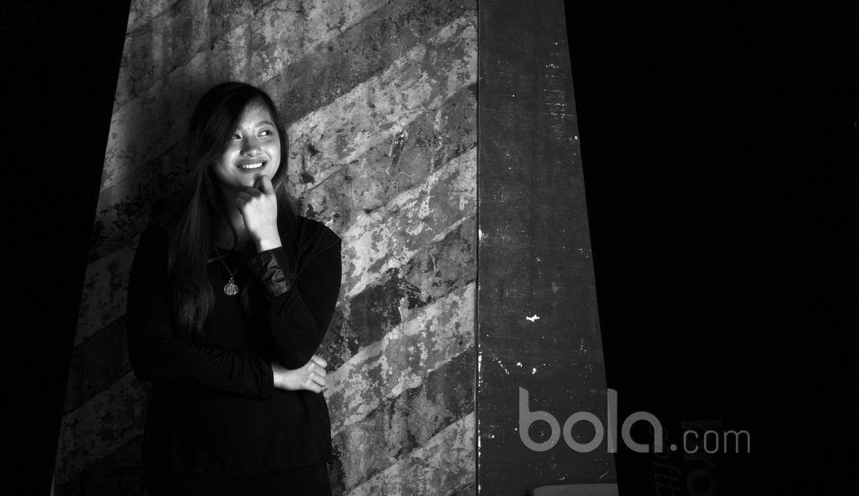 Impian terdekatnya adalah bisa bermain di Sea Games bersama tim basket putri Indonesia. (Bola.com/Nicklas Hanoatubun)