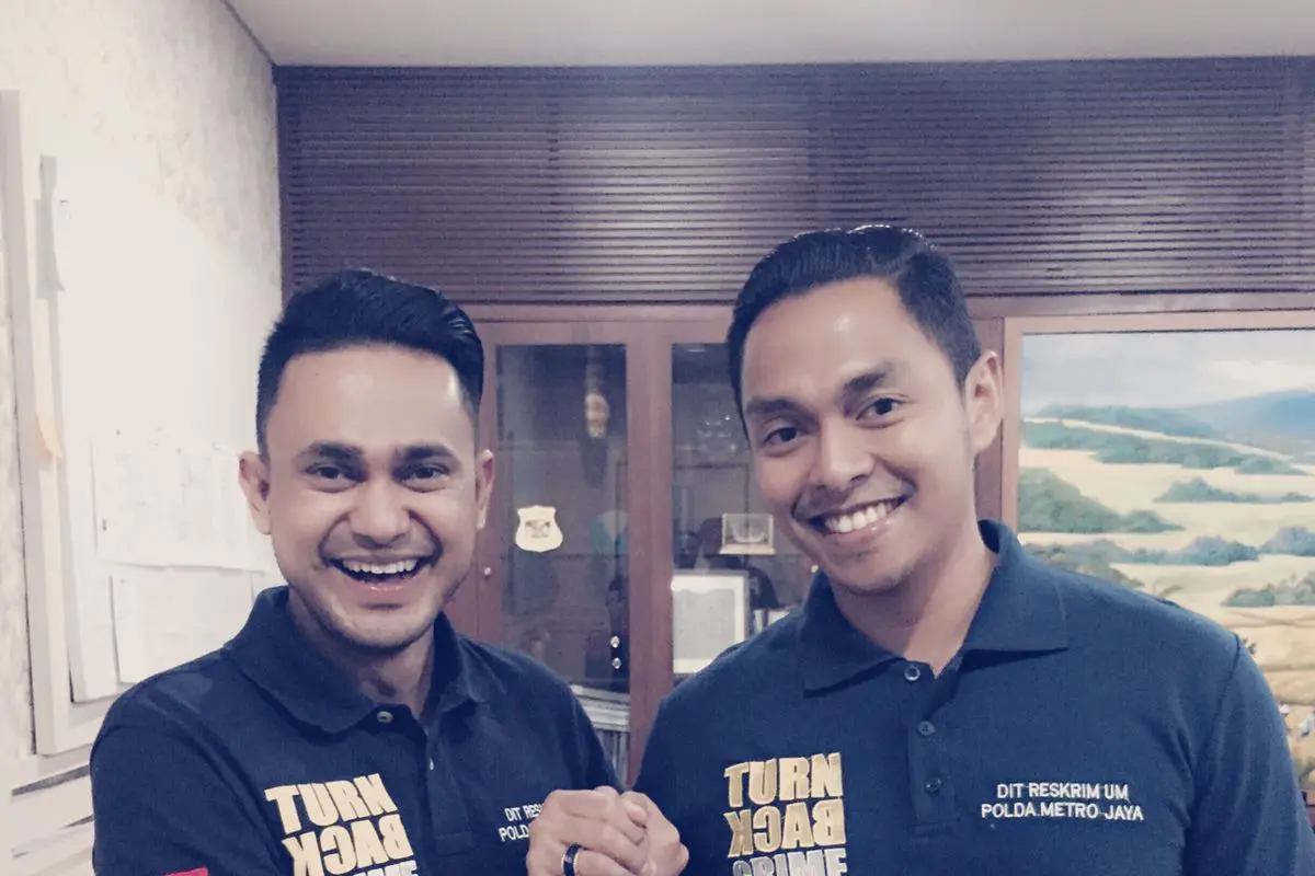 [Bintang] Ramzi dan Polisi Ganteng