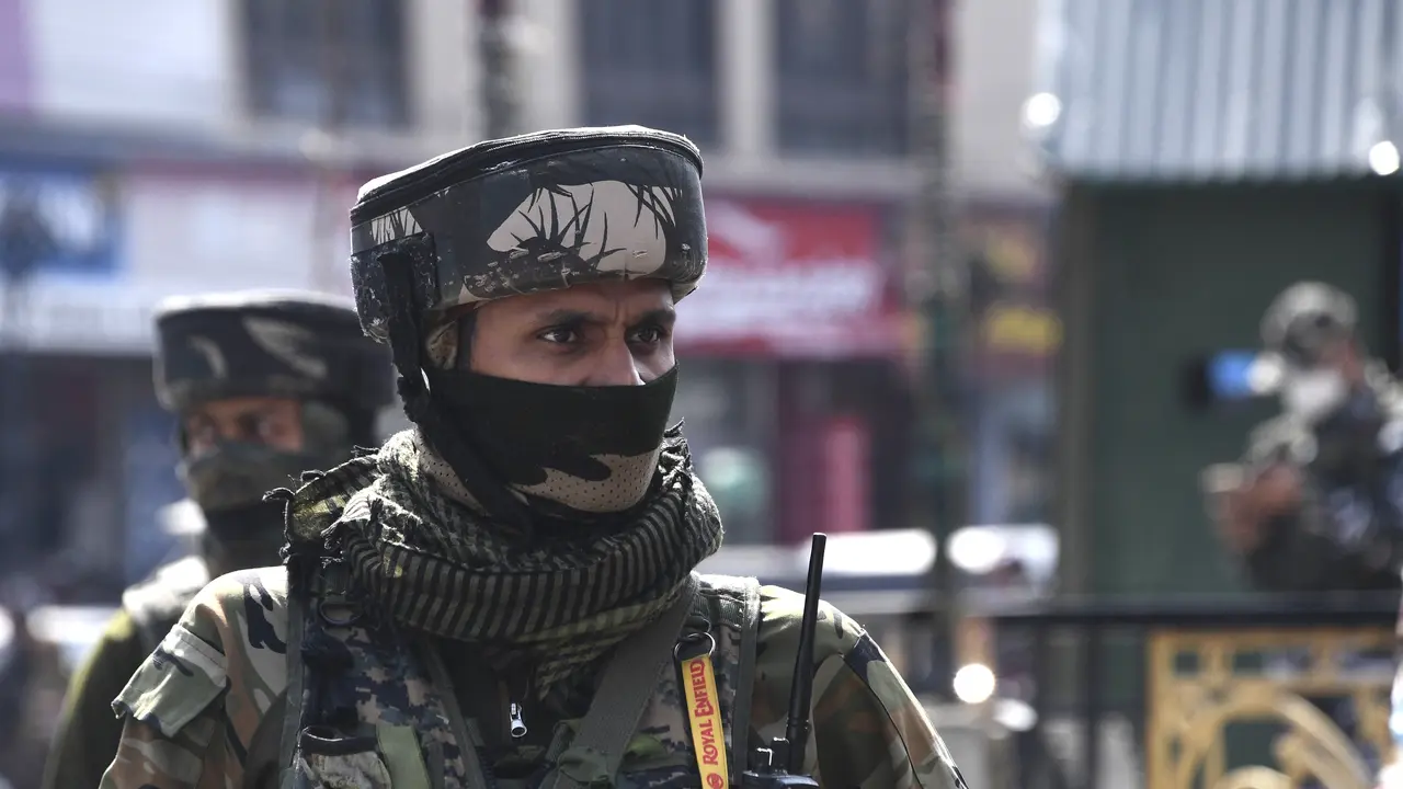 Penjagaan Ketat Usai Lima Tentara India Tewas