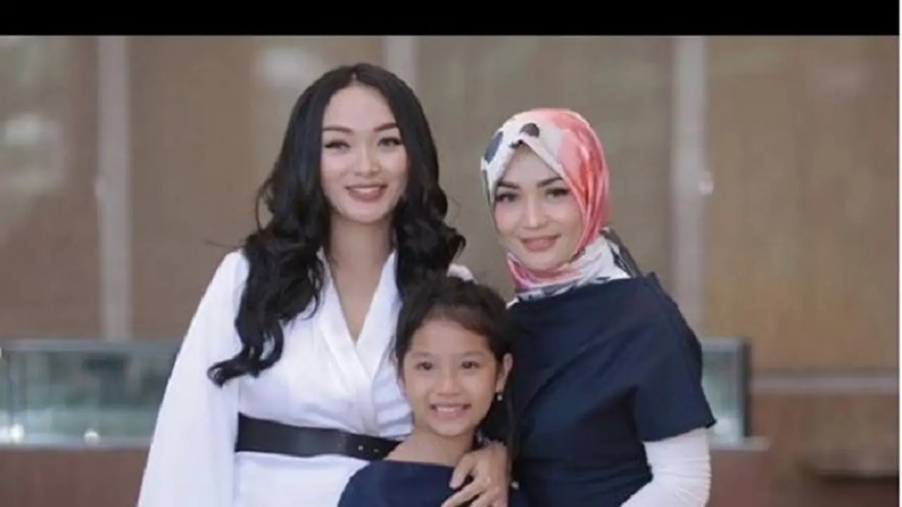 Zaskia Gotik (Foto: Instagram/@zaskia_gotix)