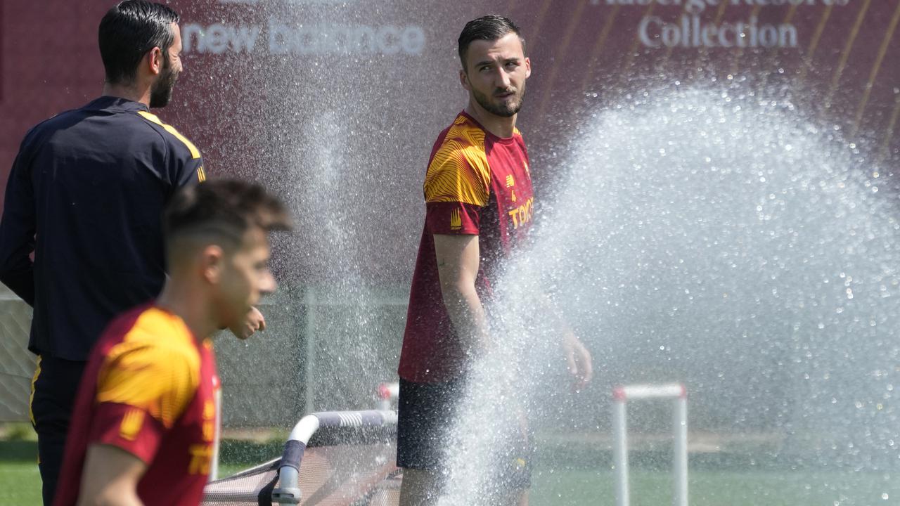 Sesi Latihan AS Roma Jelang Duel Lawan Sevilla di Final Liga Europa