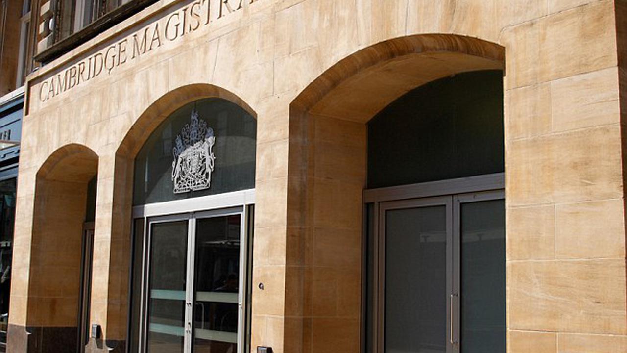 Dokter Cabul Ini Hasilkan 16.629 Foto Vulgar Bersama Pasien Anak