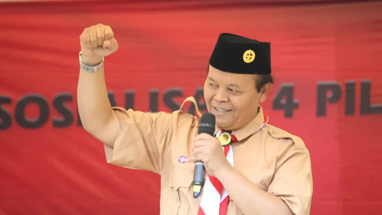 HNW Ajak Santri dan Pramuka Amalkan Pancasila