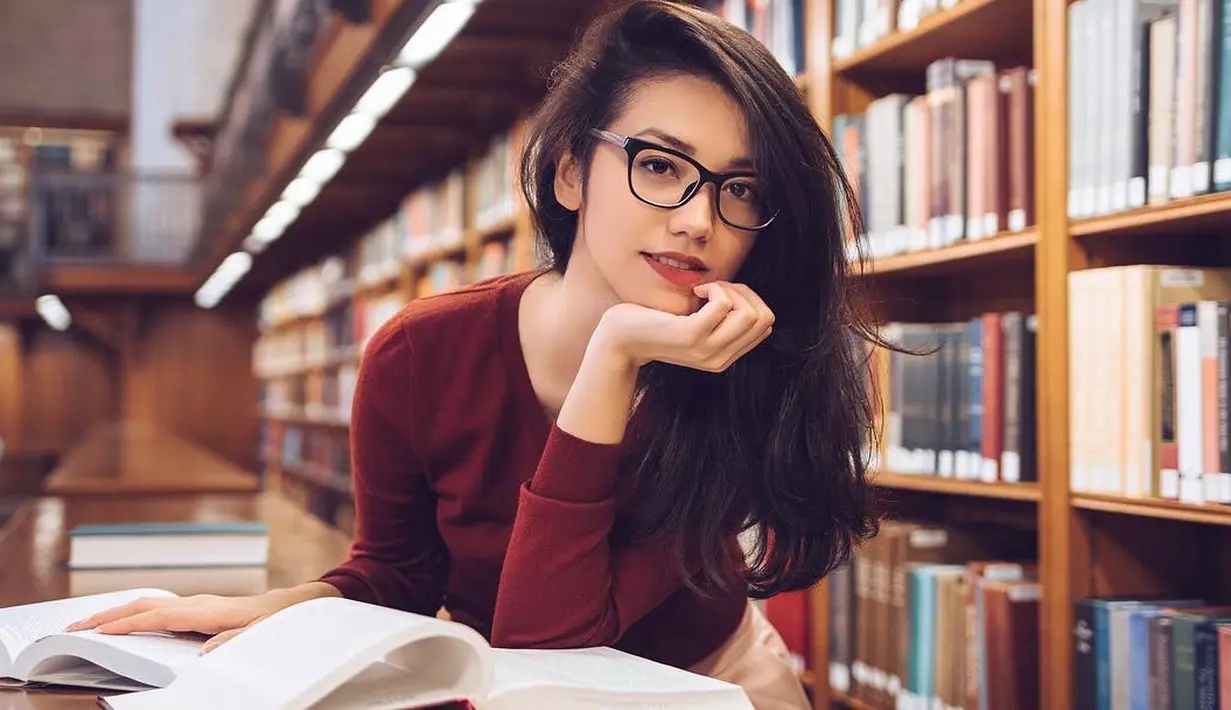 (Instagram/vaelovexia)