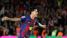 Joao Cancelo dari Barcelona merayakan kemenangan setelah memenangkan pertandingan sepak bola Liga Spanyol antara FC Barcelona dan Real Madrid yang membuat mereka menjadi juara liga Spanyol di Barcelona, Spanyol, Minggu, 10 Mei 2026. (Foto AP/Joan Monfort)