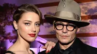 Johnny Depp Bantah Hamili Amber Heard
