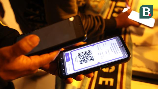 Roaring Night Manchester City vs Manchester United di Babahramu Dine & Bar Tangerang