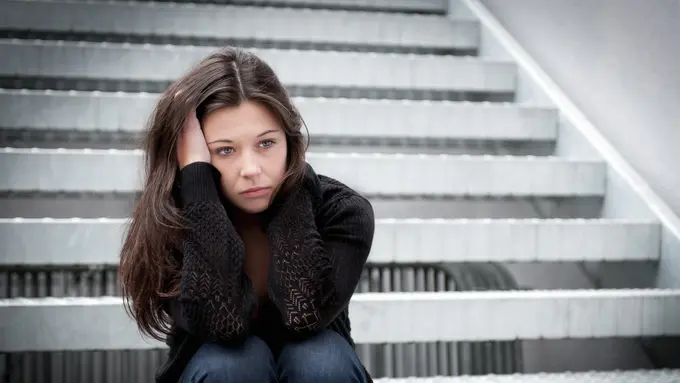 Yang Dilakukan Cewek Kuat untuk Bangkit dari Patah Hati