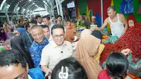 Mendag Budi Santoso tinjau bahan kebutuhan pokok di Pasar Sukaramai Medan