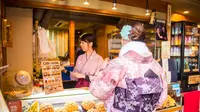 6 Referensi Oleh-Oleh Snack Khas Jepang yang Harus Anda Beli 