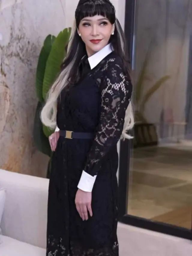 Model Dress Brokat Hitam Maia Estianty/ Instagram @maiaestiantyreal
